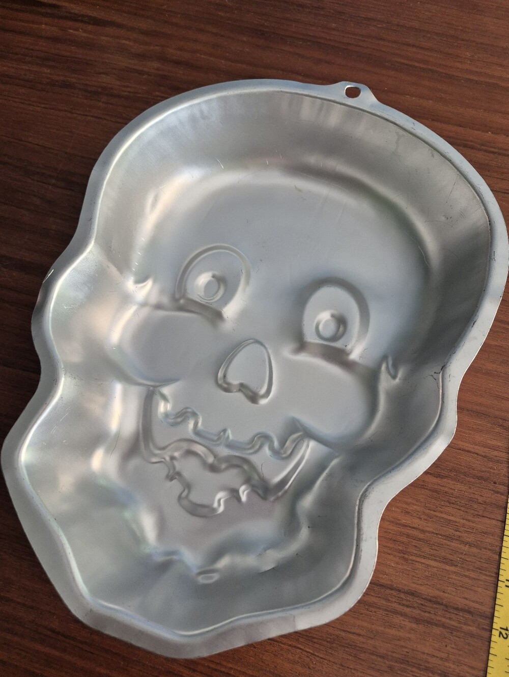 Wilton Skull Cake Pan Silver Aluminum